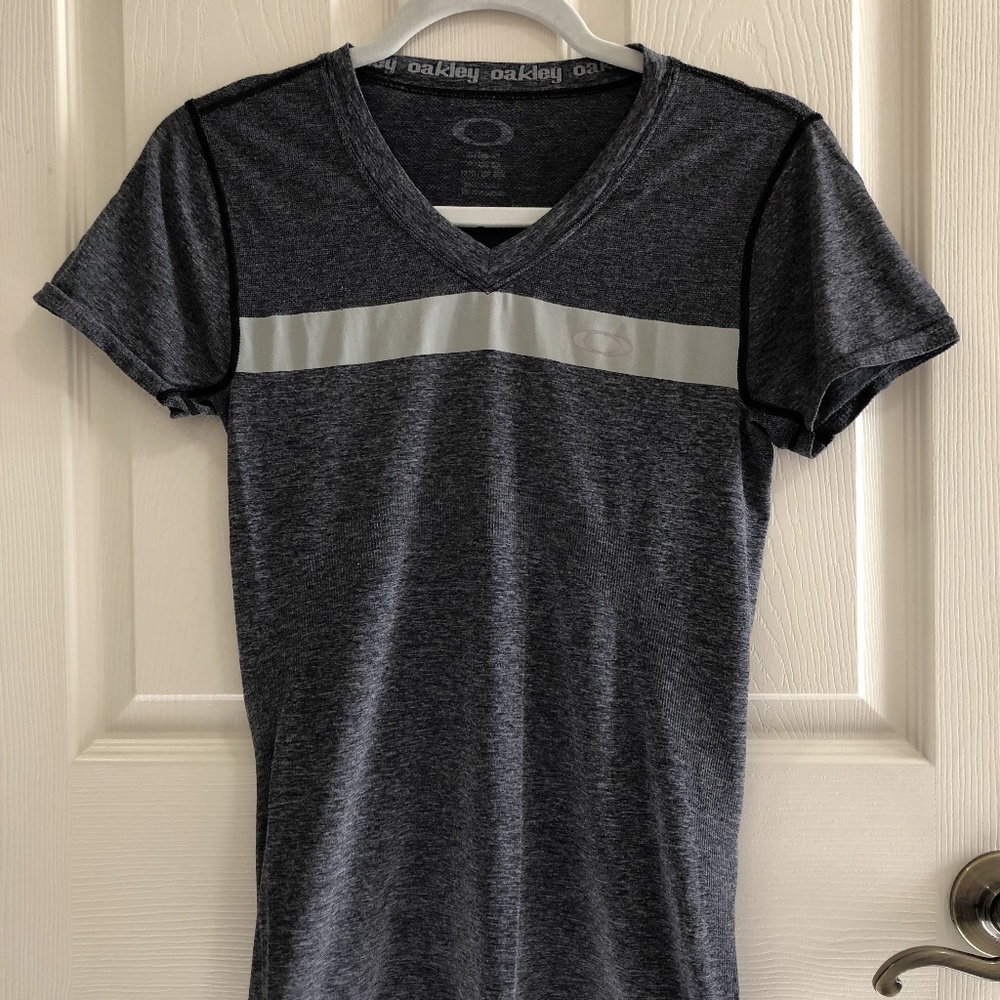 Oakley T Shirt